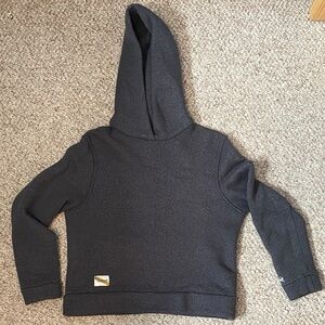 LIKE NEW. Tracksmith NDO hoodie. Size medium. Dark grey.
